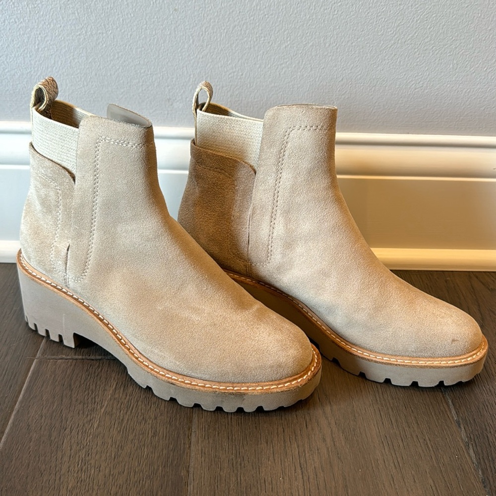 Dolce Vita suede boots size 7.5